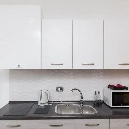 One Bedroom With Terrace Apartment