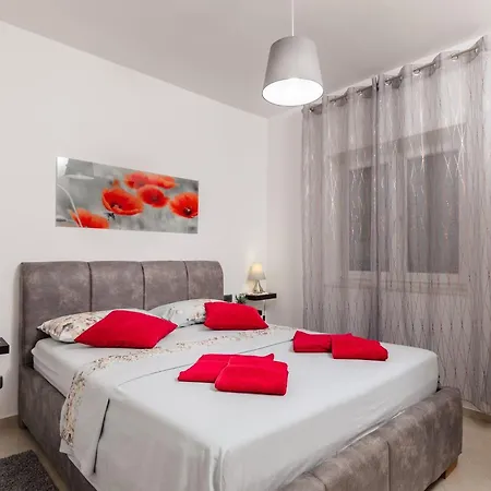 Appartement One Bedroom With Terrace *
